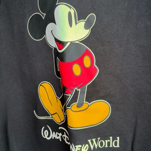Disney women’s large Black Crewneck Sweater with Mickey Mouse - Picture 3 of 6